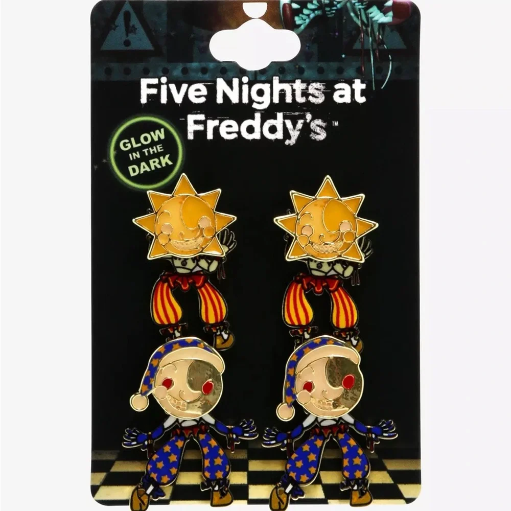 Five Nights At Freddy's‎ Sun & Moon Glow-In-The-Dark Drop Earrings Hot Topic